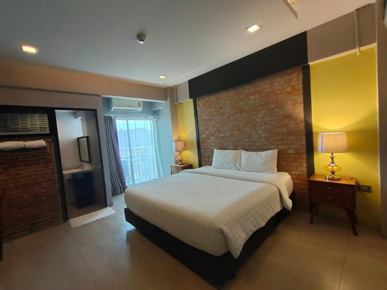 Qoo Hotel Buriram Kültér fotó